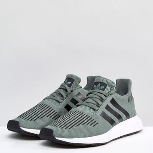 Adidas Swift Run Green Tennis Sneakers